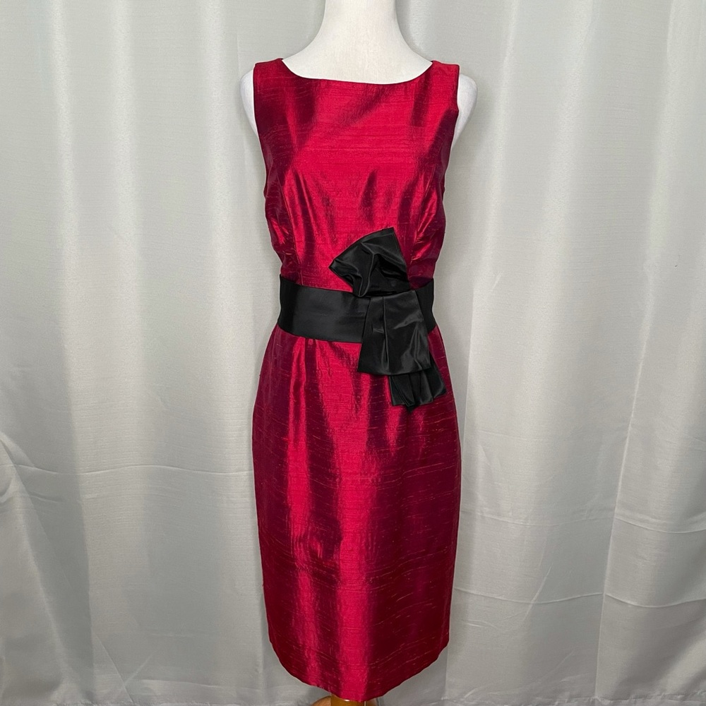 Kay Unger silk shantung cocktail dress. (Runs small) NWOT